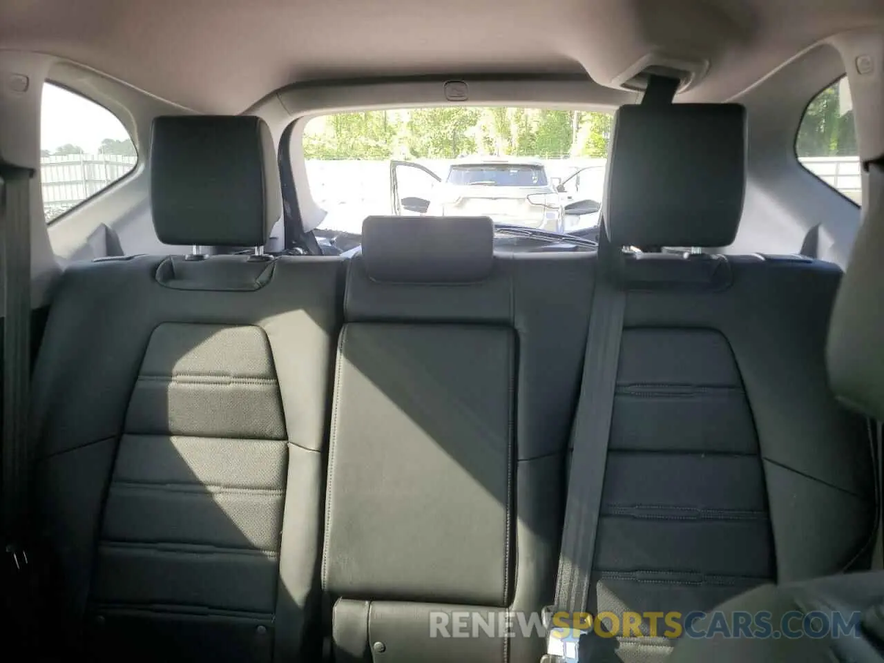 10 Photograph of a damaged car 5J6RW2H91LL004799 HONDA CRV 2020