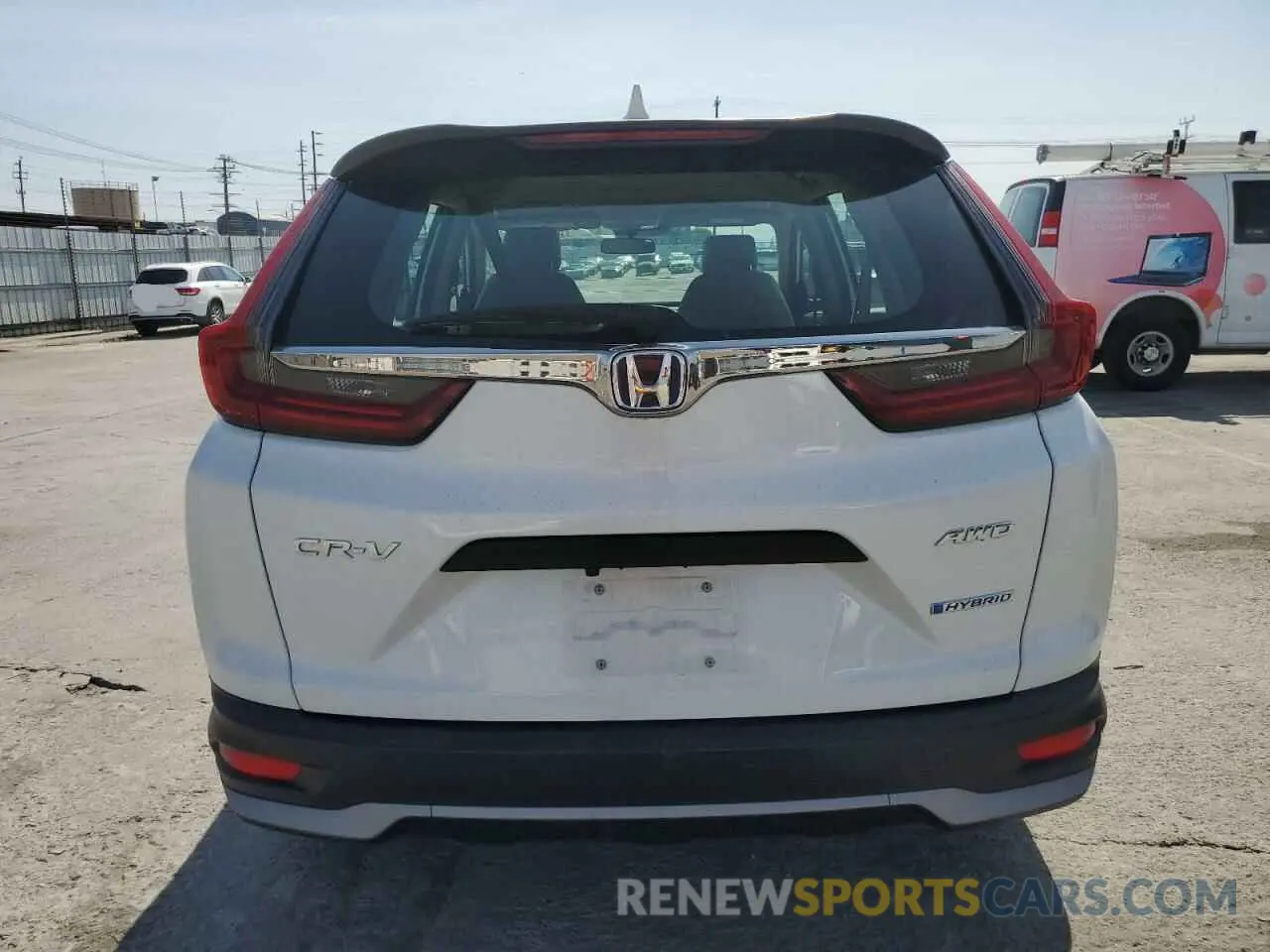 6 Photograph of a damaged car 7FART6H28LE017243 HONDA CRV 2020