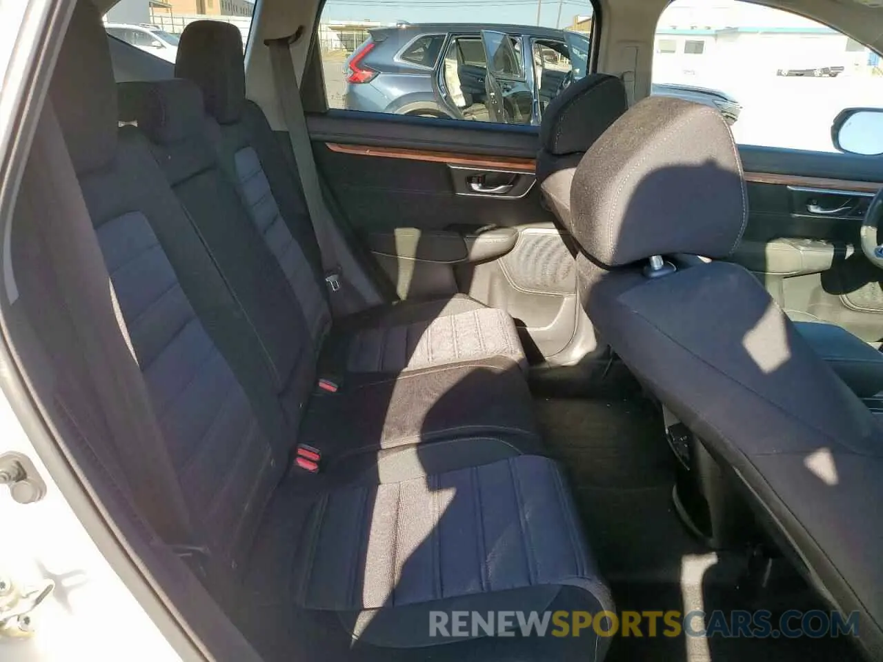 11 Photograph of a damaged car 7FART6H51LE011746 HONDA CRV 2020