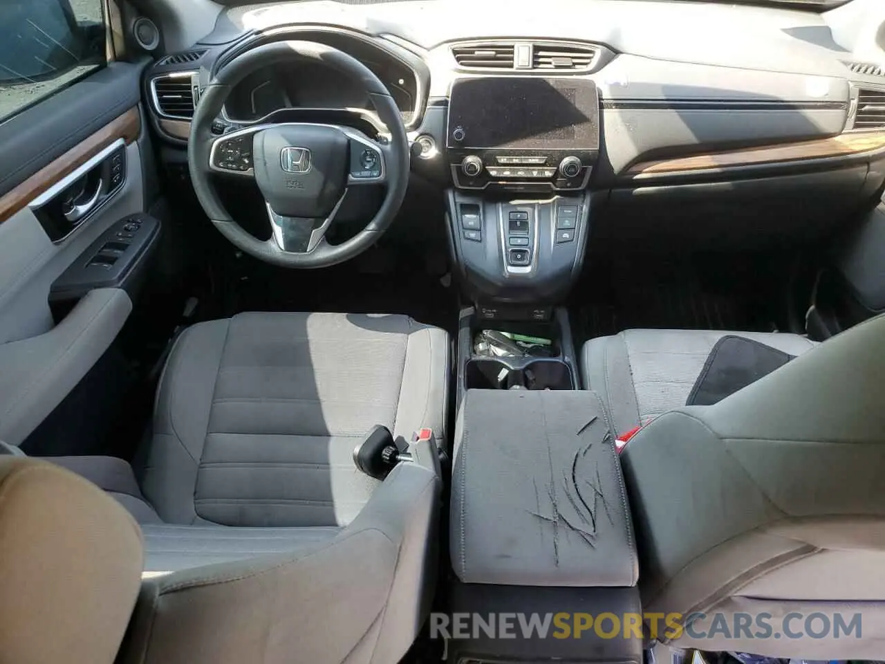 8 Photograph of a damaged car 7FART6H55LE016402 HONDA CRV 2020