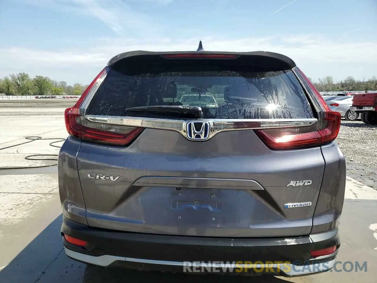 6 Photograph of a damaged car 7FART6H58LE012618 HONDA CRV 2020