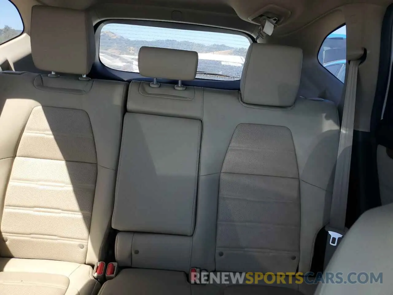 10 Photograph of a damaged car 7FART6H87LE022079 HONDA CRV 2020