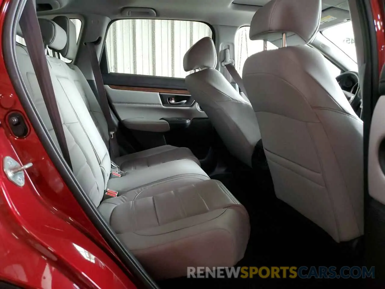 11 Photograph of a damaged car 7FART6H88LE015691 HONDA CRV 2020