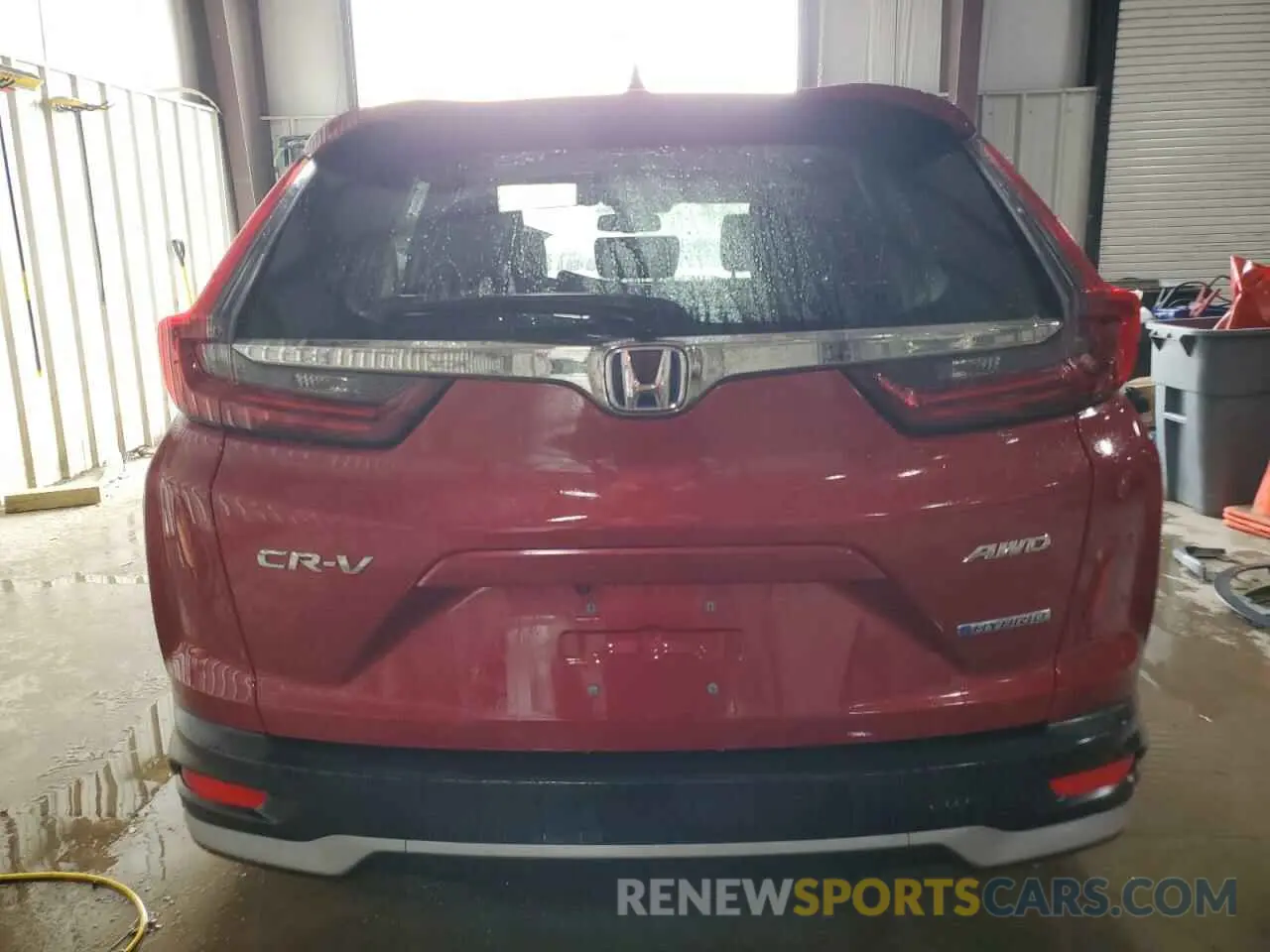 6 Photograph of a damaged car 7FART6H88LE015691 HONDA CRV 2020
