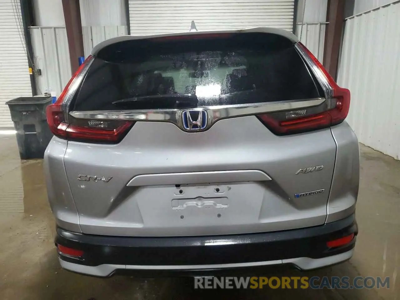 6 Photograph of a damaged car 7FART6H89LE021709 HONDA CRV 2020