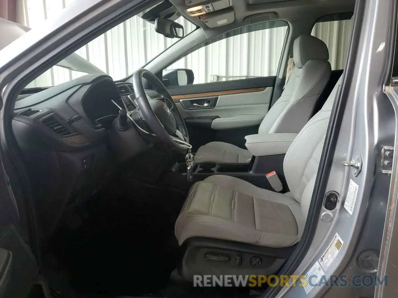 7 Photograph of a damaged car 7FART6H89LE021709 HONDA CRV 2020
