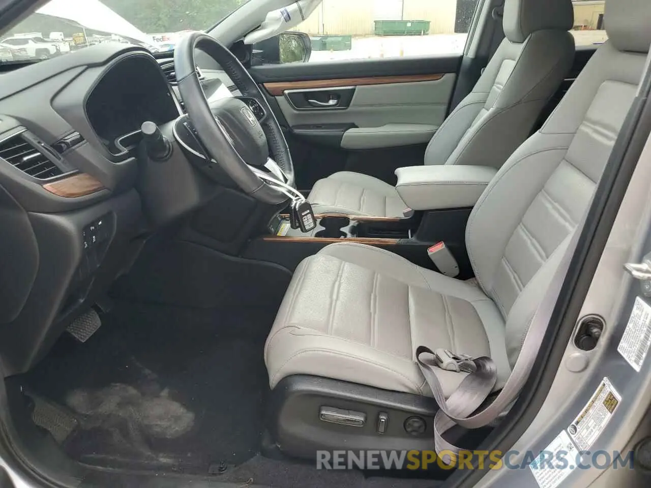 7 Photograph of a damaged car 7FART6H94LE013557 HONDA CRV 2020