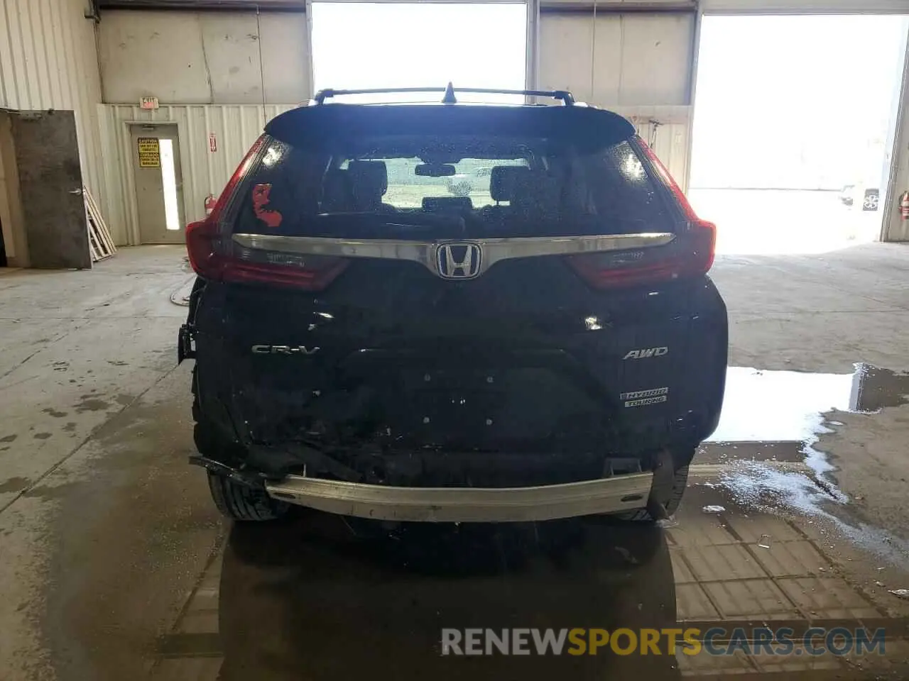 6 Photograph of a damaged car 7FART6H97LE000480 HONDA CRV 2020