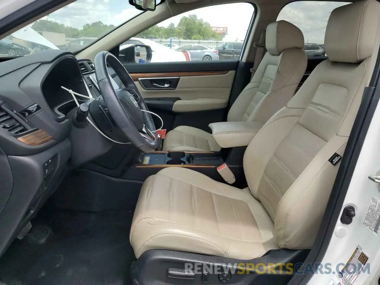7 Photograph of a damaged car 7FART6H9XLE020917 HONDA CRV 2020