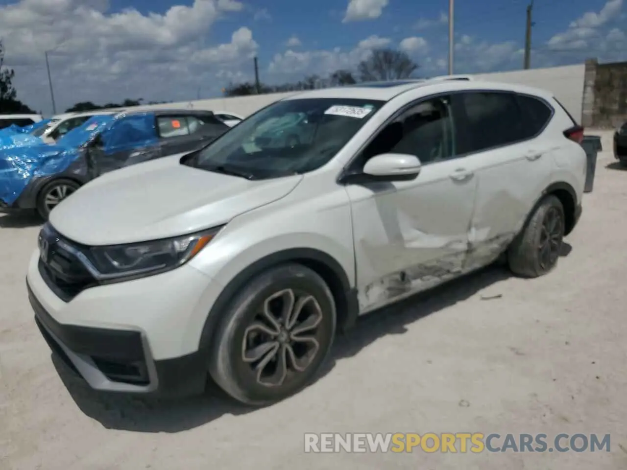 1 Photograph of a damaged car 7FARW1H51LE026970 HONDA CRV 2020