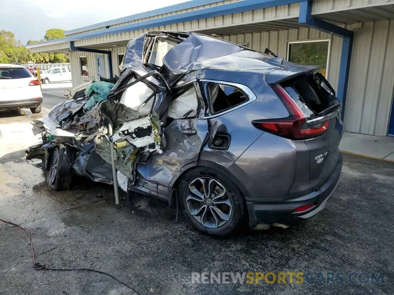 2 Photograph of a damaged car 7FARW1H51LE027987 HONDA CRV 2020