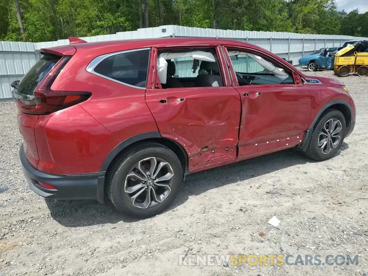 3 Photograph of a damaged car 7FARW1H56LE015690 HONDA CRV 2020