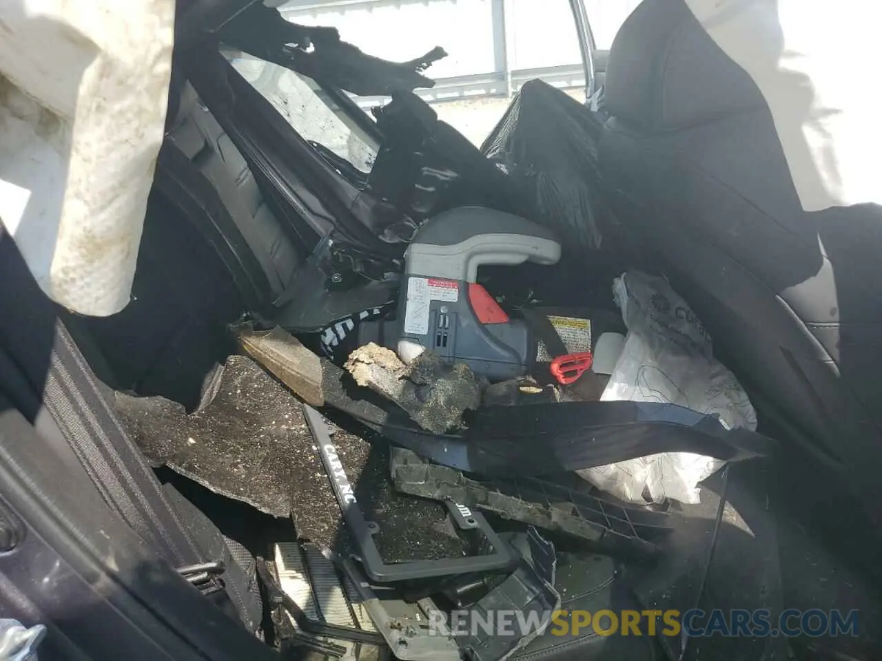 10 Photograph of a damaged car 7FARW1H82LE030827 HONDA CRV 2020