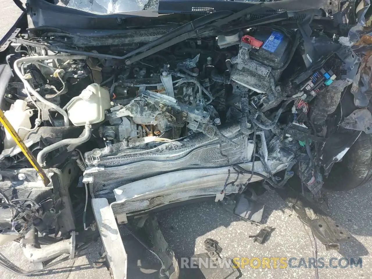 11 Photograph of a damaged car 7FARW1H82LE030827 HONDA CRV 2020