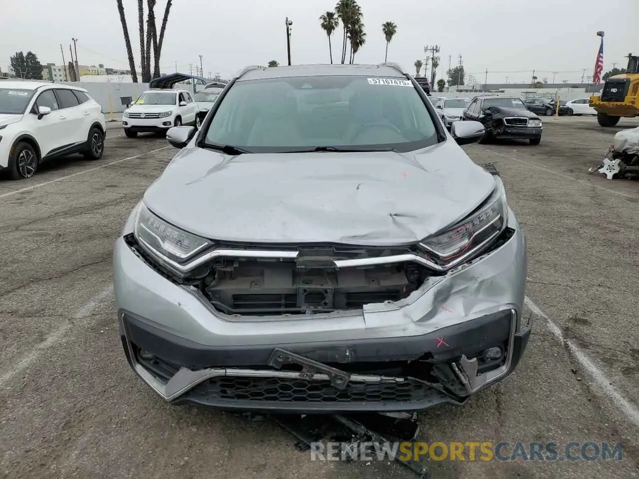 5 Photograph of a damaged car 7FARW1H96LE006653 HONDA CRV 2020