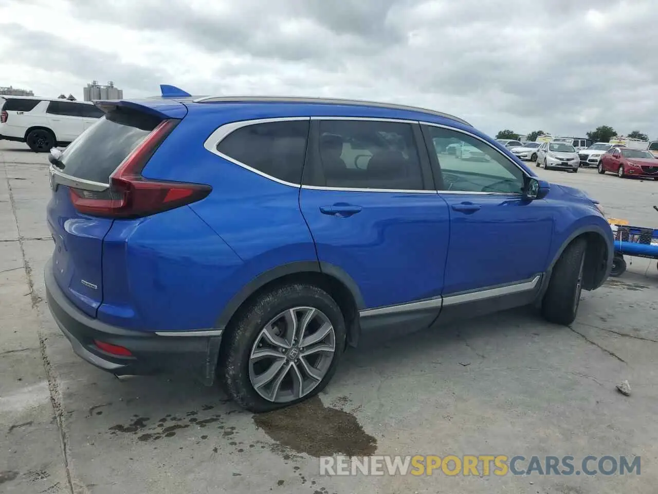 3 Photograph of a damaged car 7FARW1H97LE008024 HONDA CRV 2020