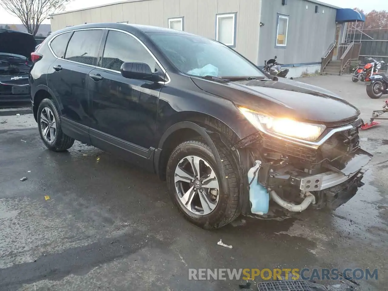 4 Photograph of a damaged car 7FARW2H2XLE006227 HONDA CRV 2020