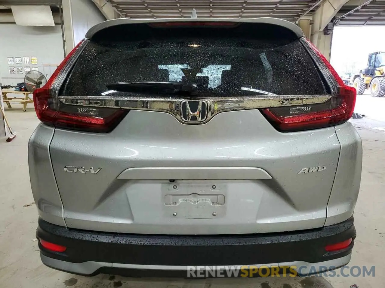 6 Photograph of a damaged car 7FARW2H54LE014916 HONDA CRV 2020
