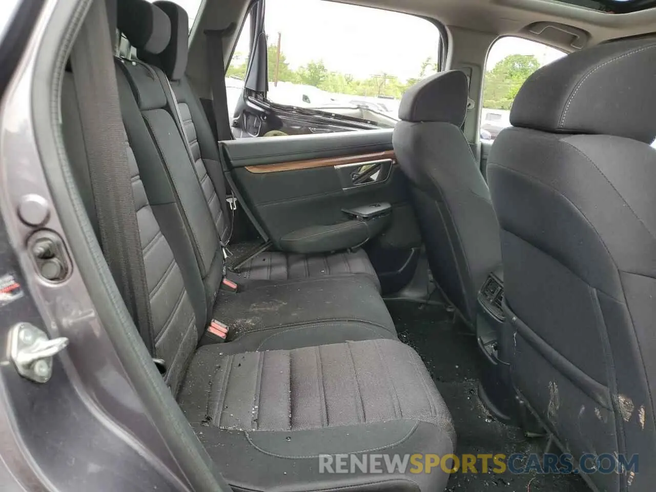 11 Photograph of a damaged car 7FARW2H57LE009600 HONDA CRV 2020