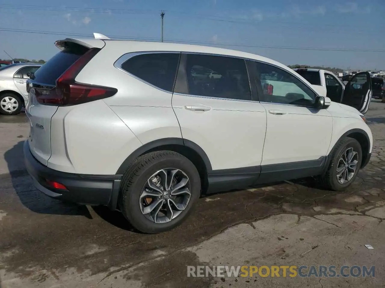 3 Photograph of a damaged car 7FARW2H81LE015886 HONDA CRV 2020