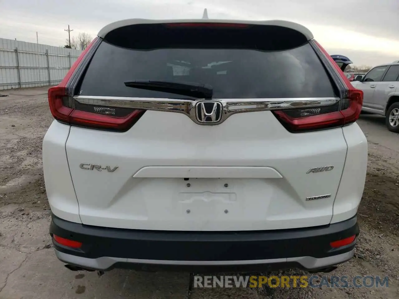 6 Photograph of a damaged car 7FARW2H96LE000955 HONDA CRV 2020