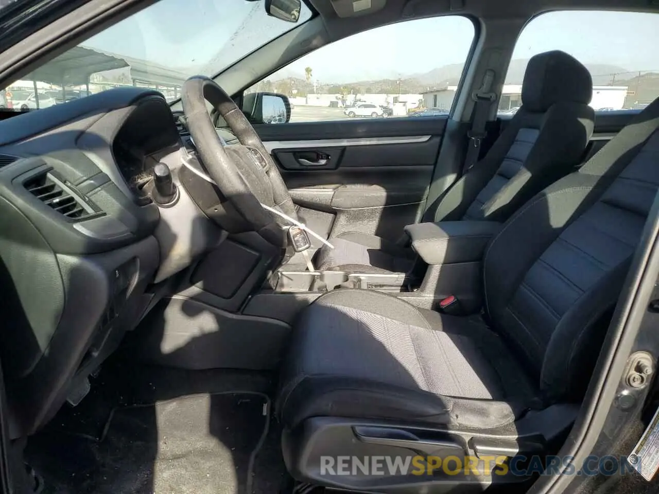 7 Photograph of a damaged car 2HKRW1H26MH408917 HONDA CRV 2021
