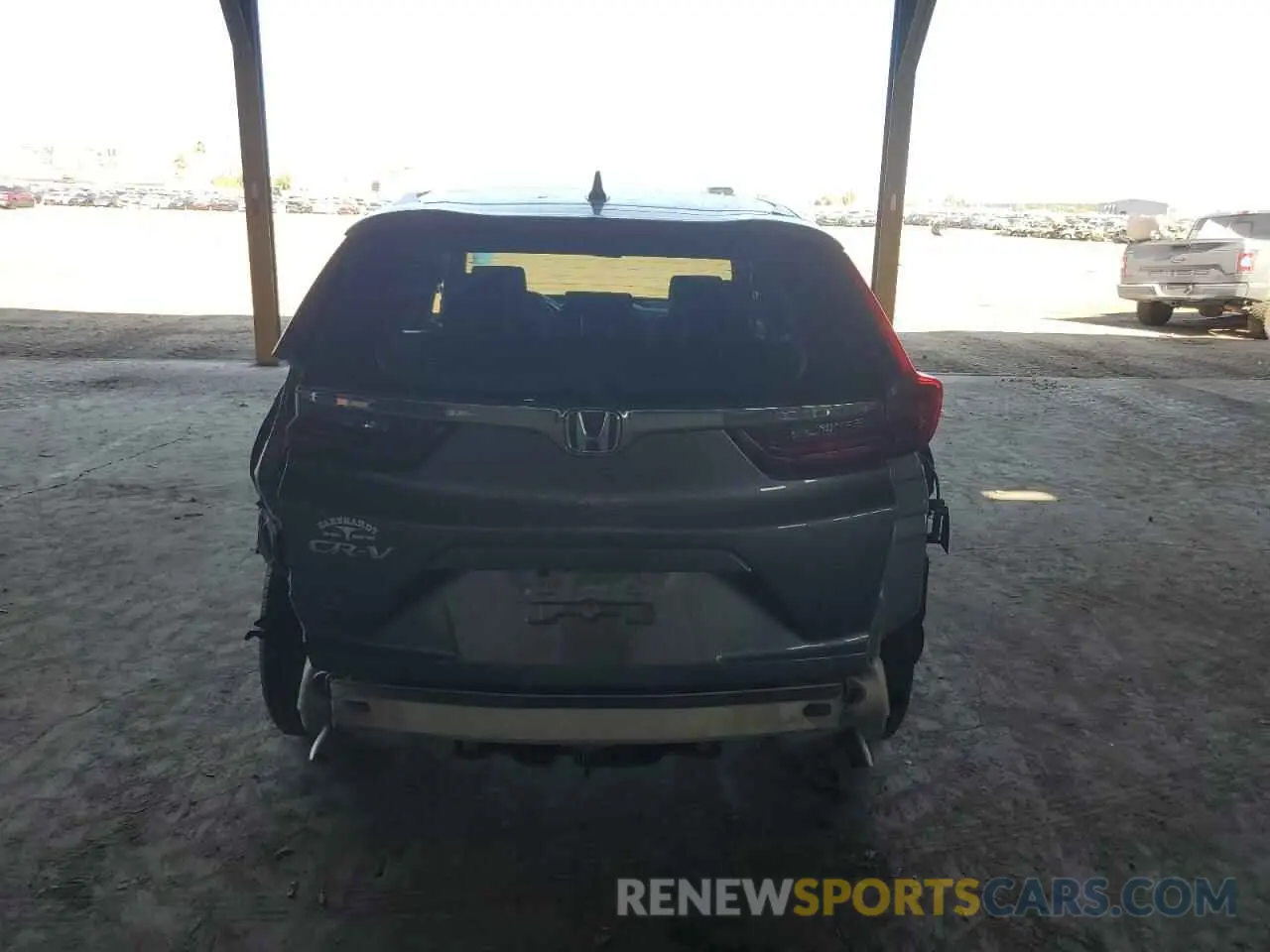 6 Photograph of a damaged car 2HKRW1H51MH410018 HONDA CRV 2021