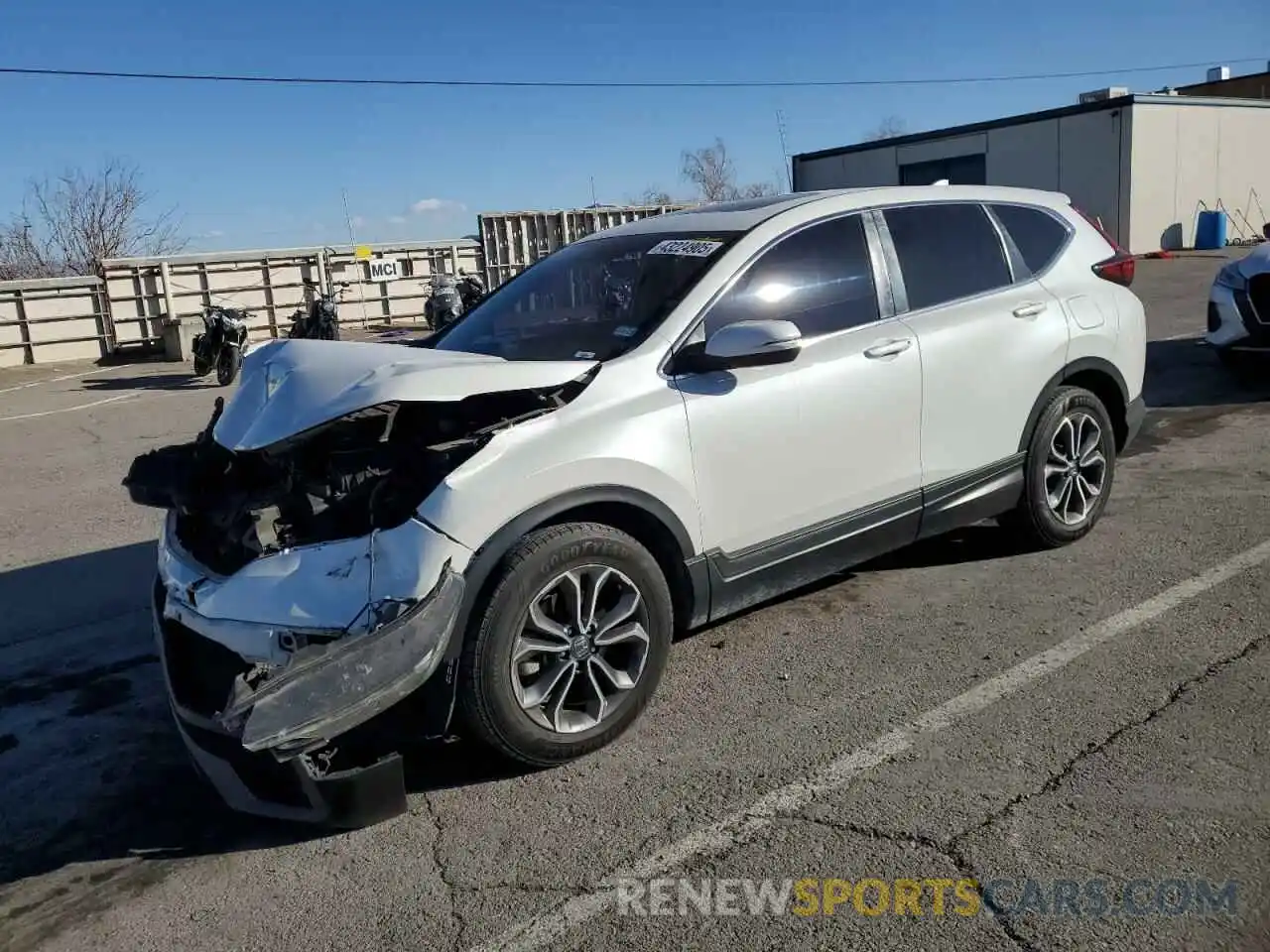 1 Photograph of a damaged car 2HKRW1H56MH411536 HONDA CRV 2021