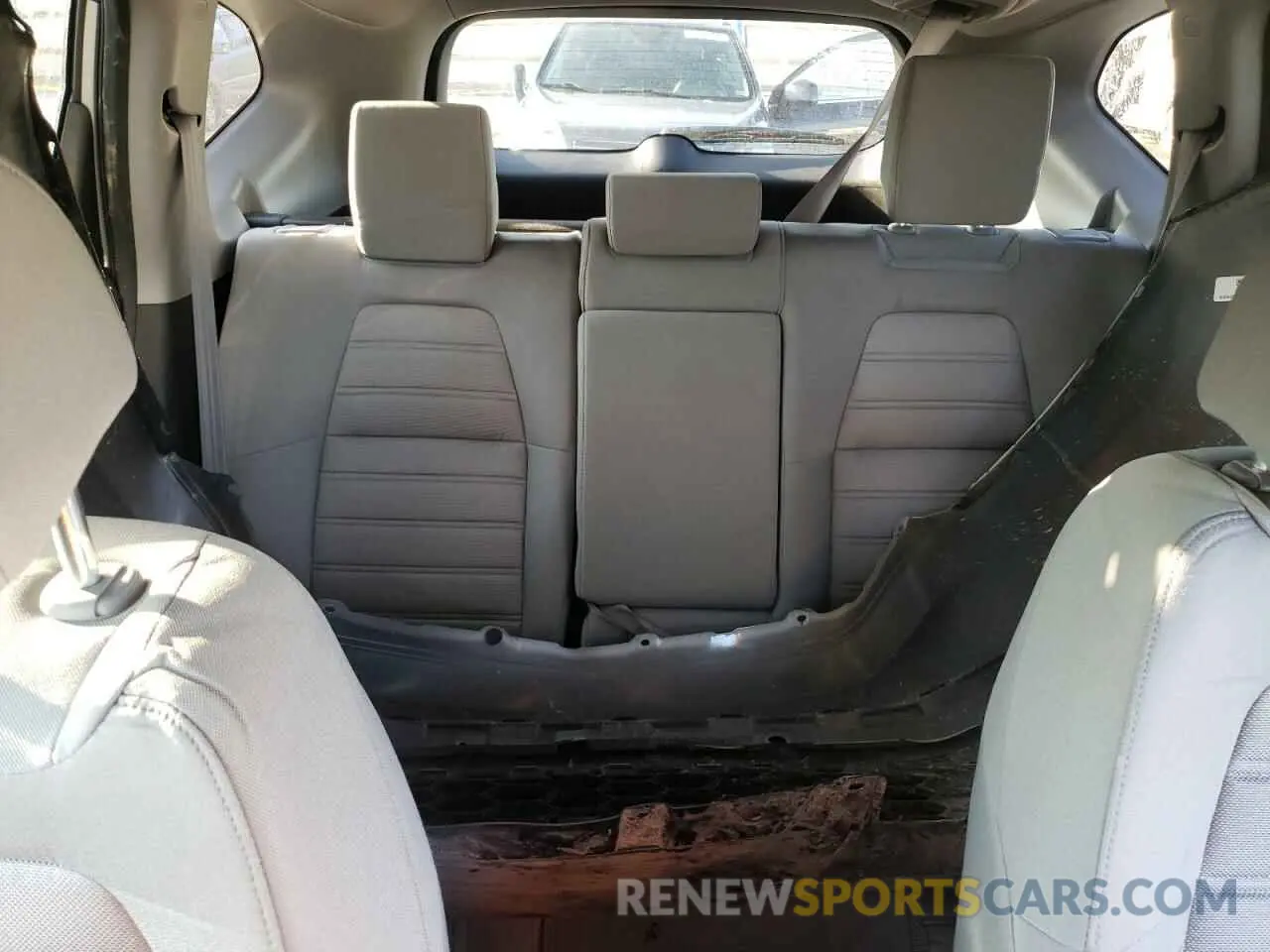 10 Photograph of a damaged car 2HKRW1H58MH404135 HONDA CRV 2021