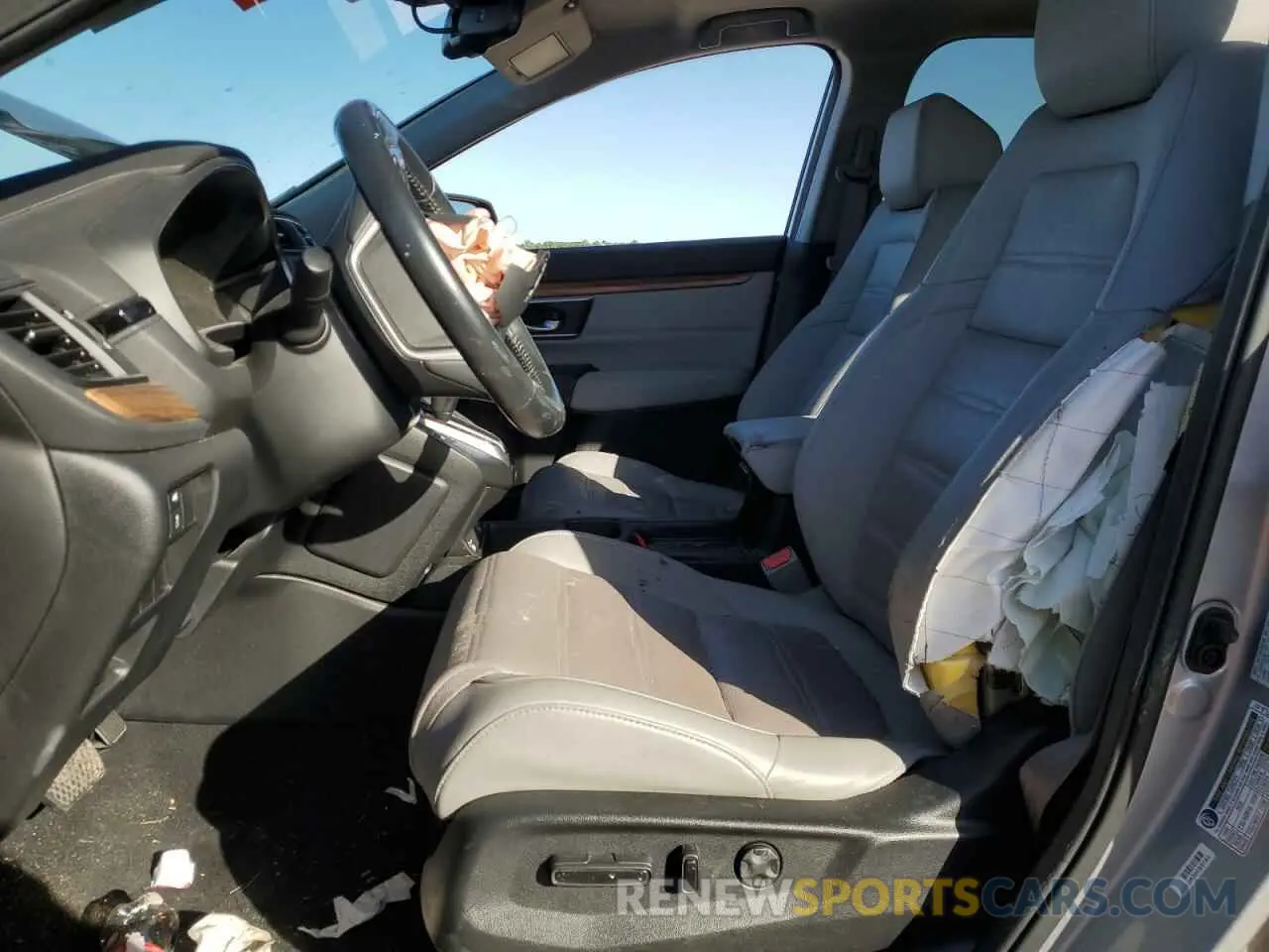 7 Photograph of a damaged car 2HKRW1H86MH403348 HONDA CRV 2021