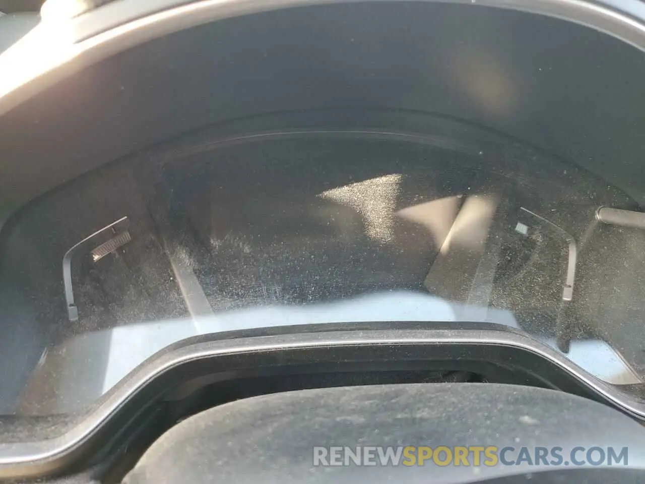 9 Photograph of a damaged car 2HKRW1H86MH403348 HONDA CRV 2021