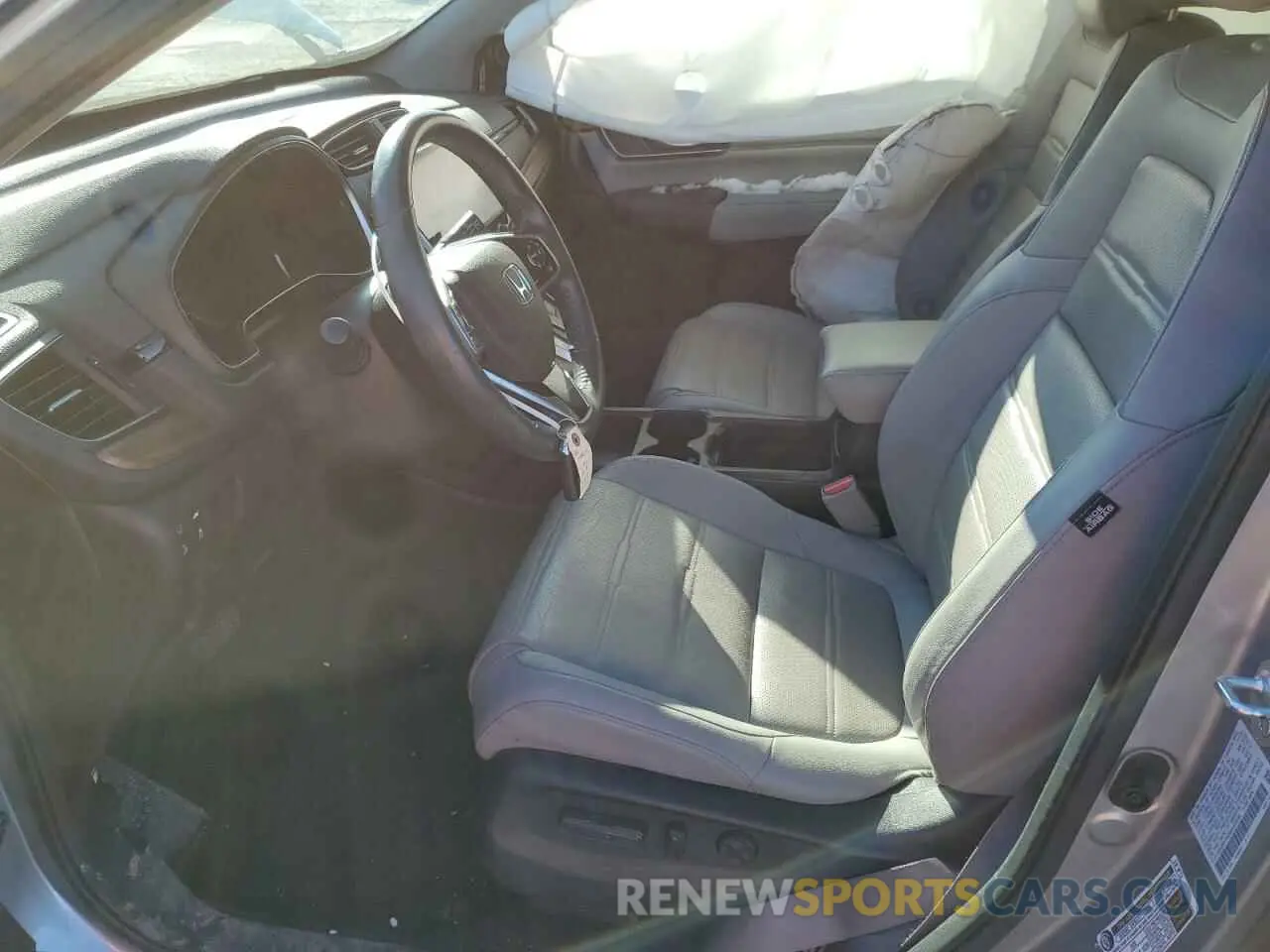 7 Photograph of a damaged car 2HKRW1H89MH400346 HONDA CRV 2021