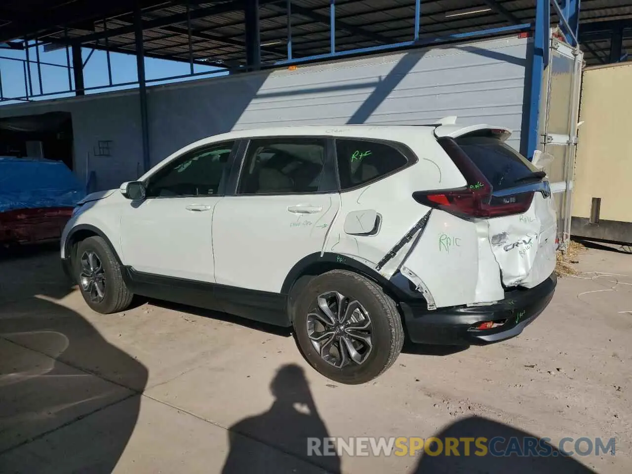 2 Photograph of a damaged car 2HKRW1H8XMH410531 HONDA CRV 2021