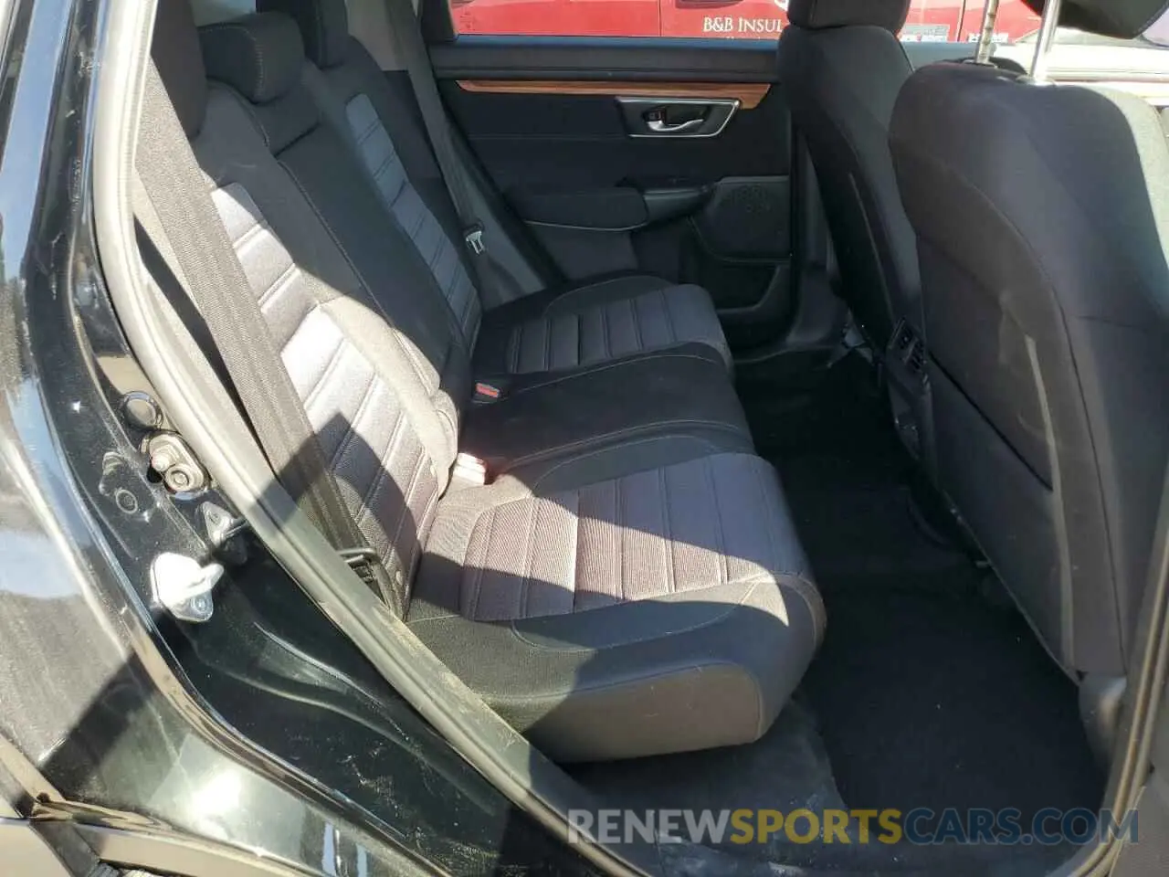 10 Photograph of a damaged car 2HKRW2H51MH633553 HONDA CRV 2021