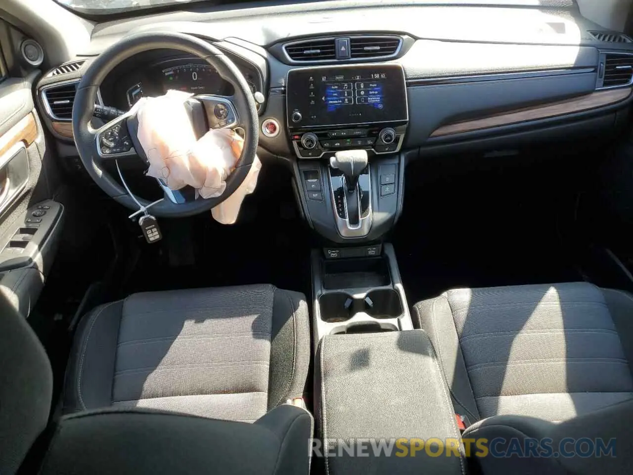 8 Photograph of a damaged car 2HKRW2H51MH633553 HONDA CRV 2021