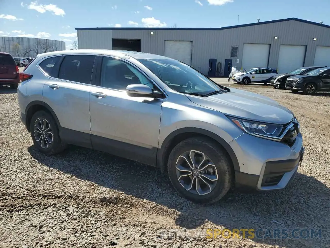 4 Photograph of a damaged car 2HKRW2H52MH627258 HONDA CRV 2021
