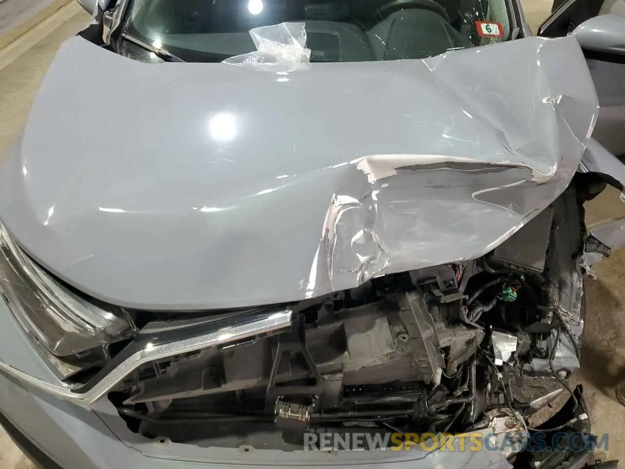 13 Photograph of a damaged car 2HKRW2H56MH628770 HONDA CRV 2021