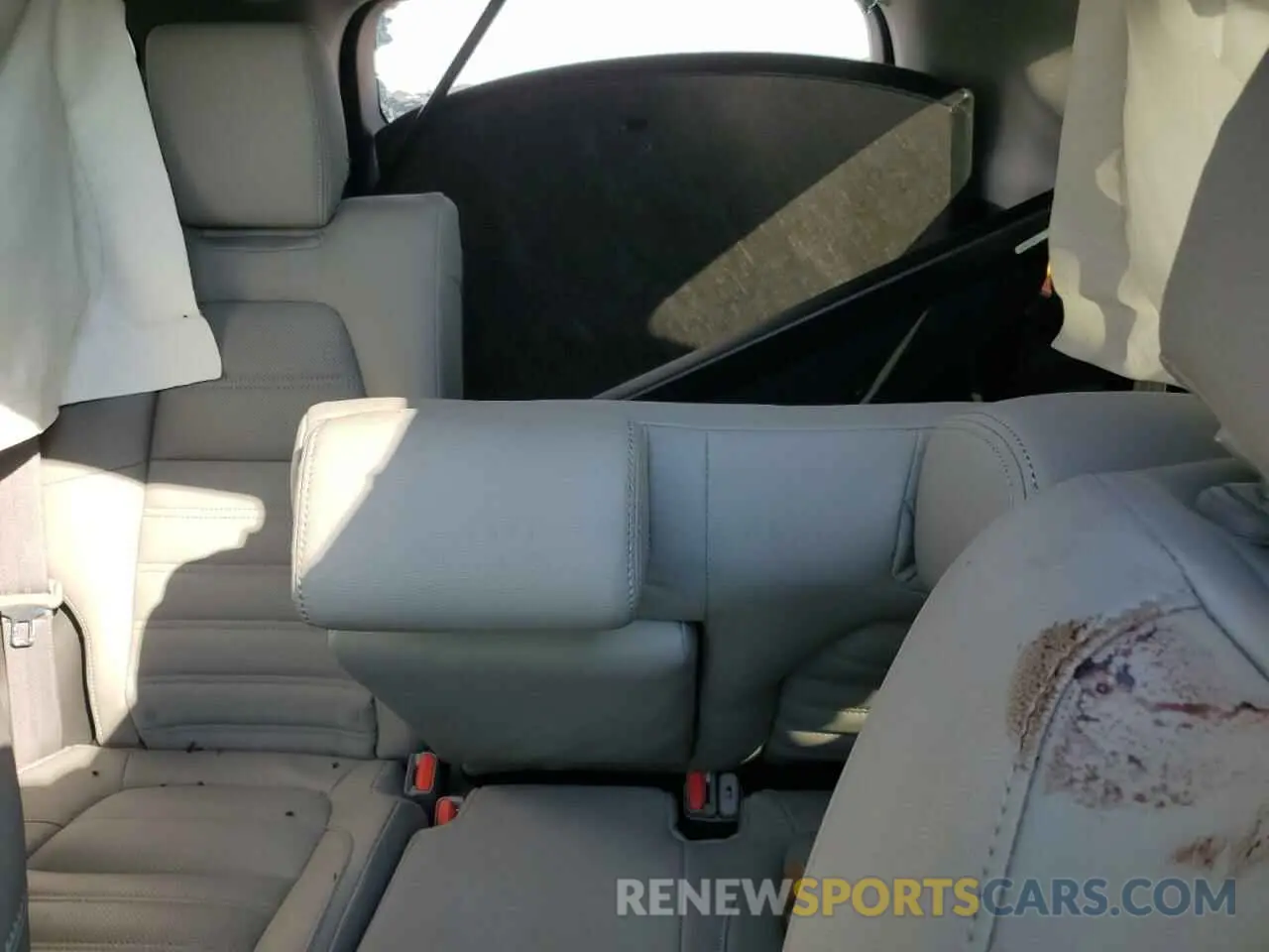 10 Photograph of a damaged car 2HKRW2H57MH673166 HONDA CRV 2021