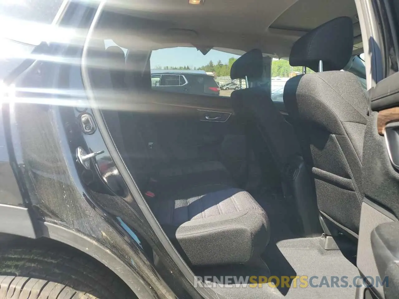 11 Photograph of a damaged car 2HKRW2H59MH682242 HONDA CRV 2021