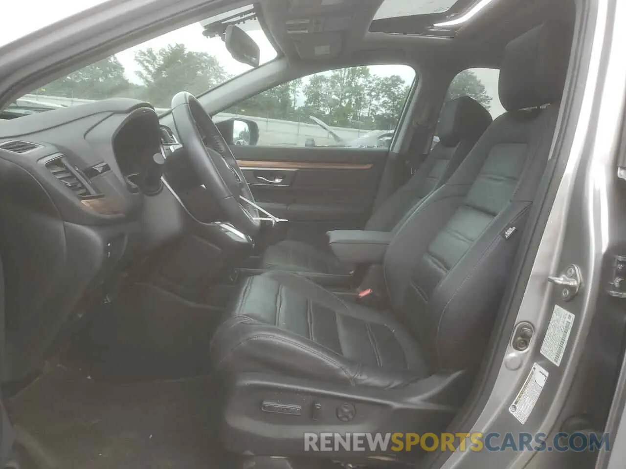 7 Photograph of a damaged car 2HKRW2H83MH675636 HONDA CRV 2021