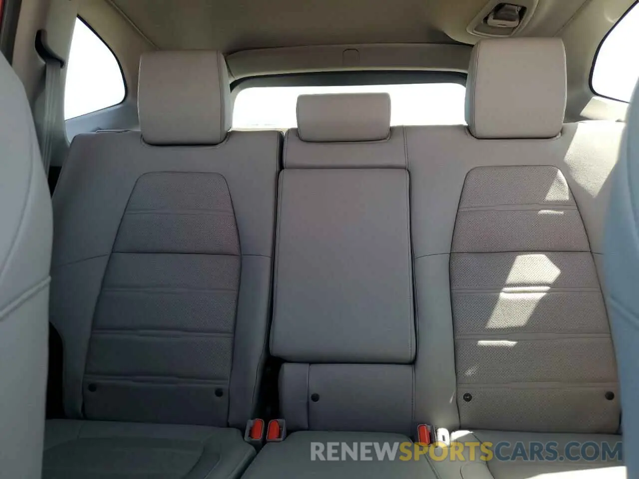 10 Photograph of a damaged car 2HKRW2H84MH646307 HONDA CRV 2021
