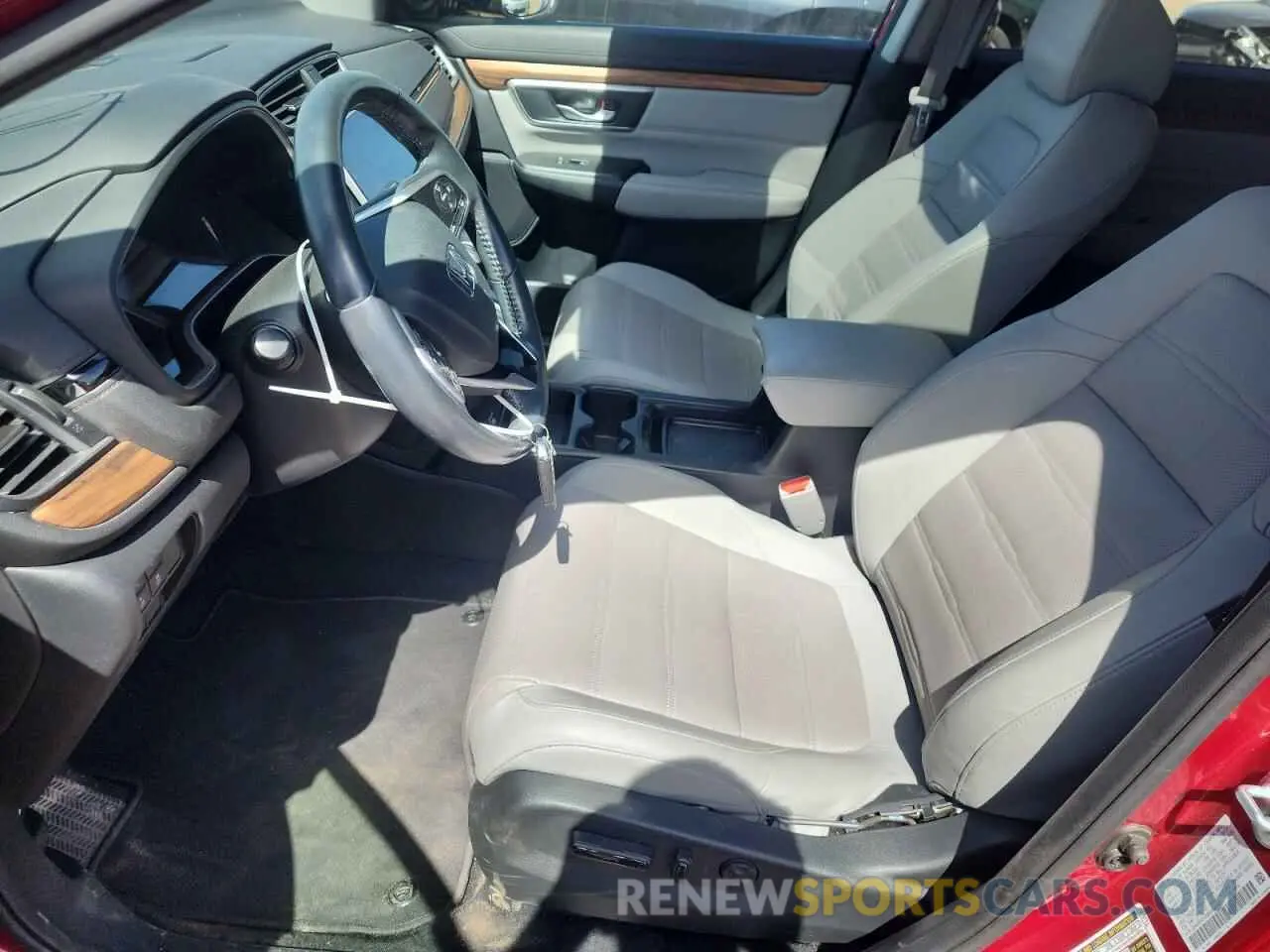 7 Photograph of a damaged car 2HKRW2H84MH646307 HONDA CRV 2021
