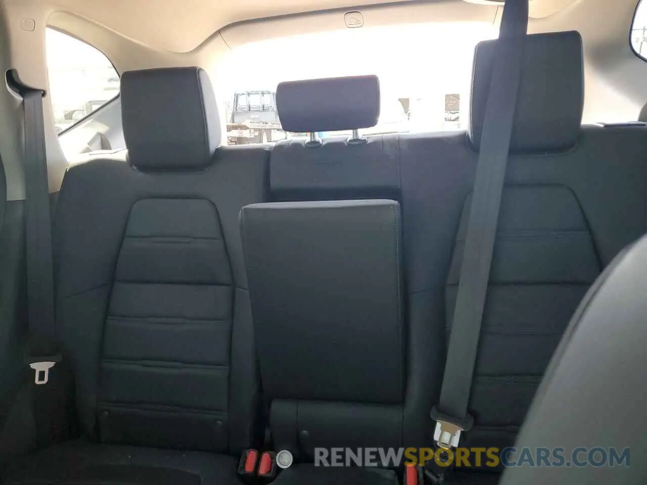 10 Photograph of a damaged car 2HKRW2H87MH621904 HONDA CRV 2021