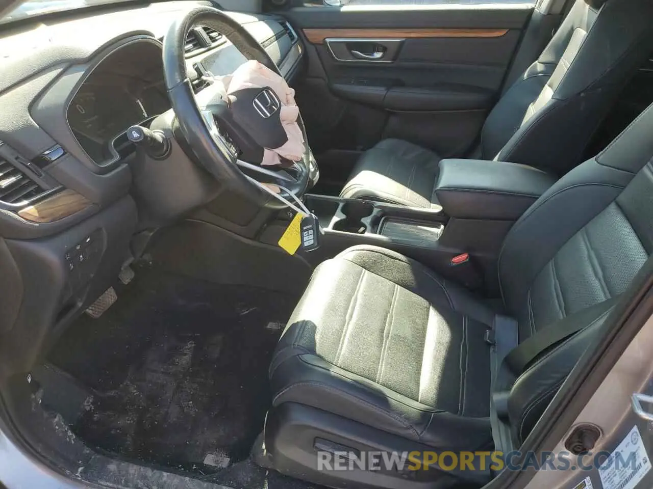 7 Photograph of a damaged car 2HKRW2H89MH215610 HONDA CRV 2021