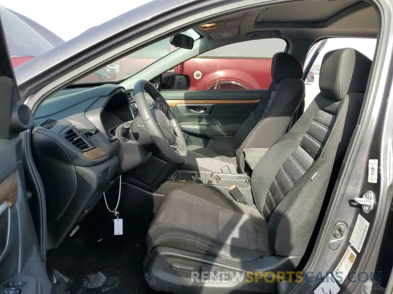 7 Photograph of a damaged car 5J6RW1H56MA010537 HONDA CRV 2021