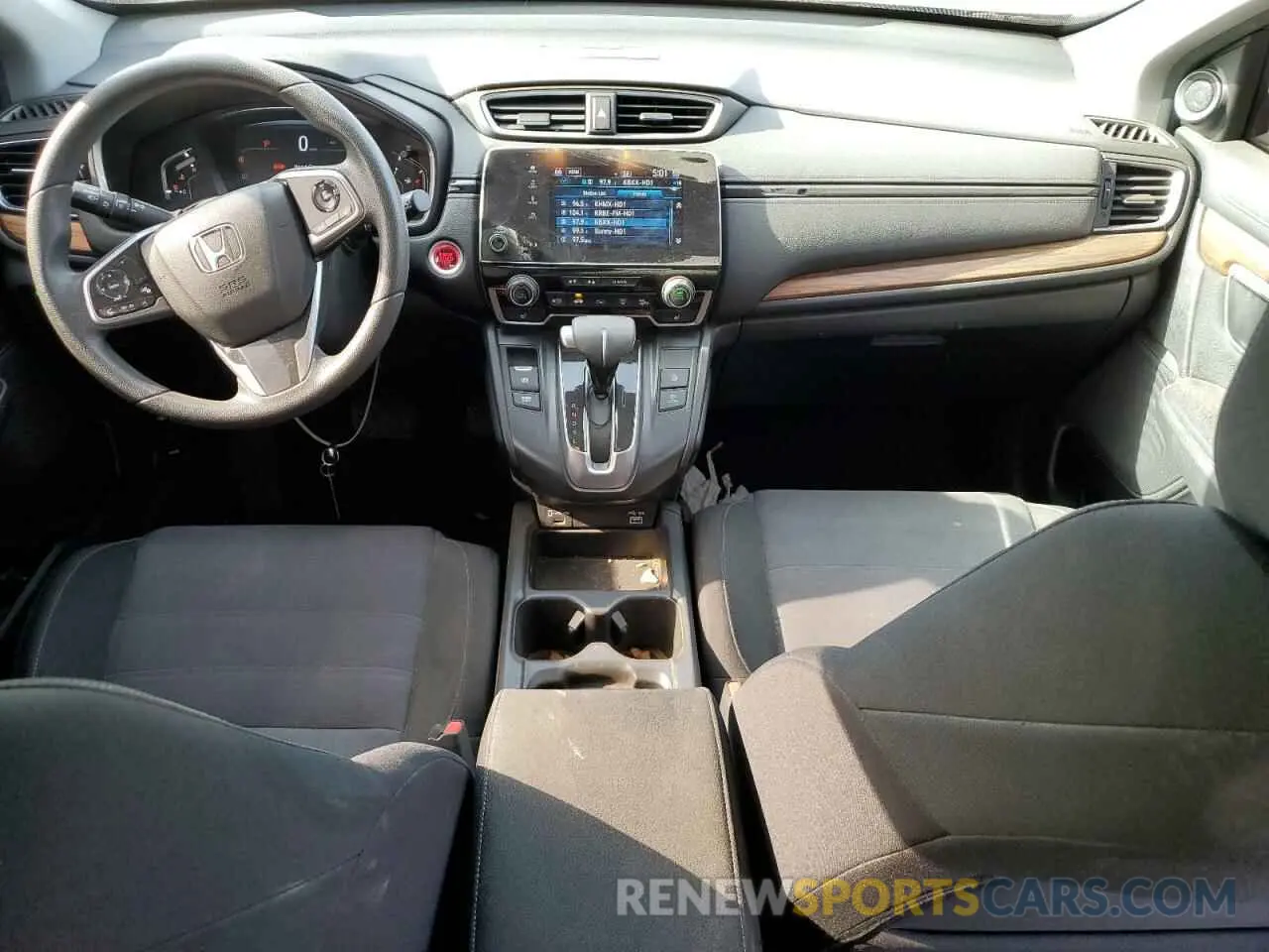 8 Photograph of a damaged car 5J6RW1H56MA010537 HONDA CRV 2021
