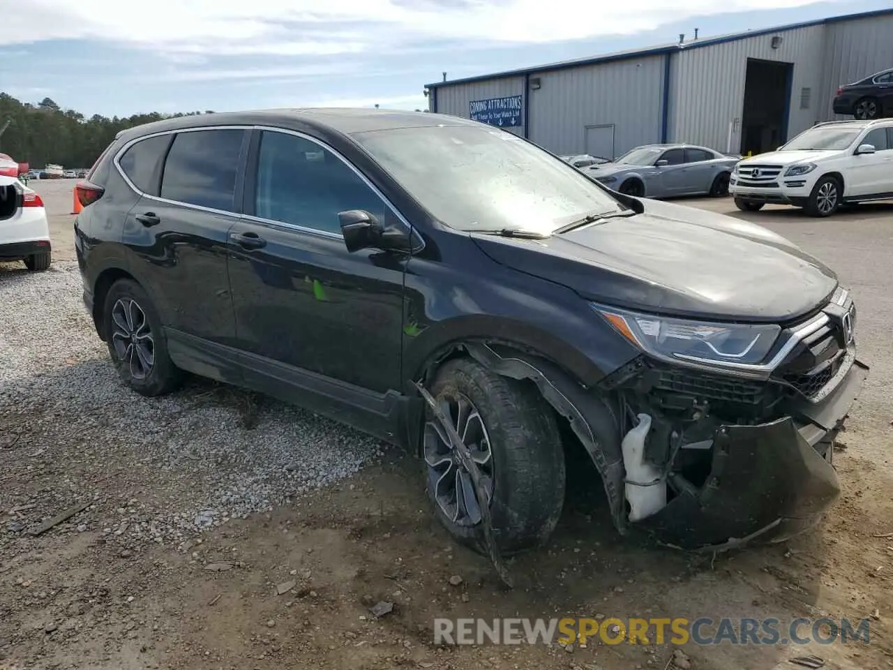4 Photograph of a damaged car 5J6RW1H86ML008348 HONDA CRV 2021