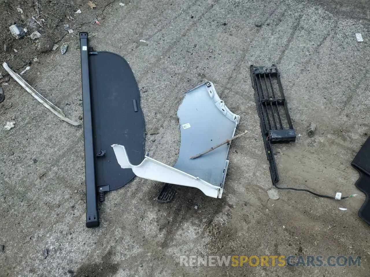 13 Photograph of a damaged car 5J6RW2H50ML025271 HONDA CRV 2021