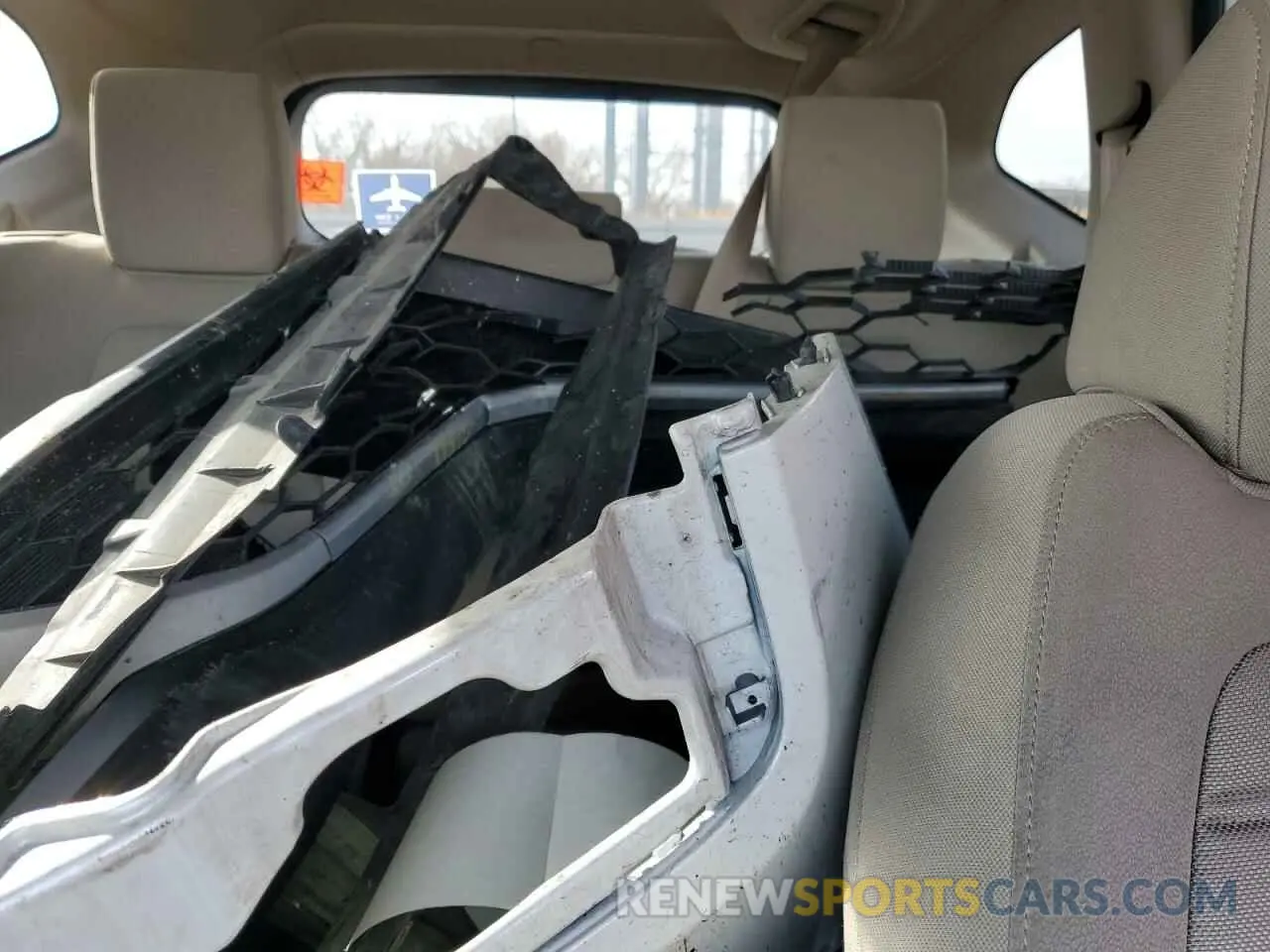 10 Photograph of a damaged car 5J6RW2H51ML017499 HONDA CRV 2021