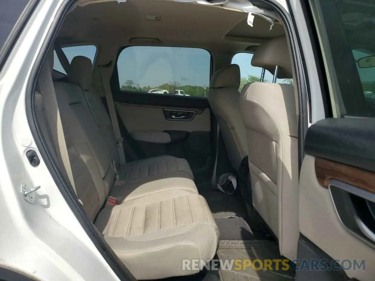 11 Photograph of a damaged car 5J6RW2H54MA002751 HONDA CRV 2021